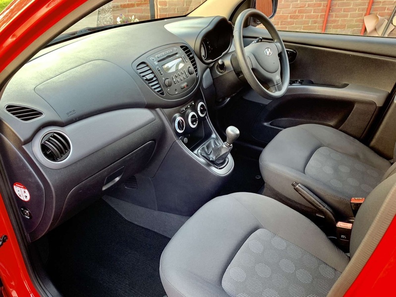 HYUNDAI I10