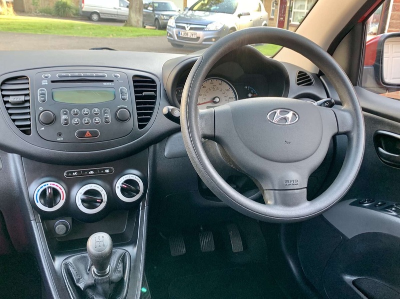 HYUNDAI I10
