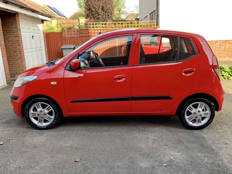 HYUNDAI I10