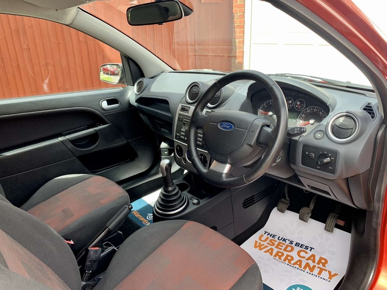 FORD FIESTA