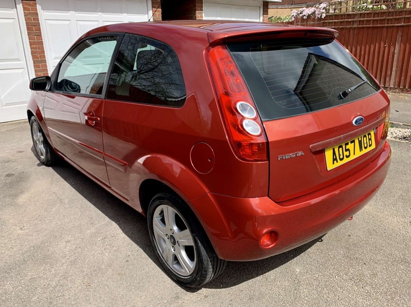 FORD FIESTA