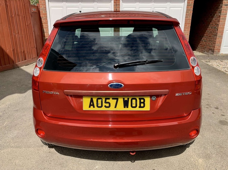 FORD FIESTA