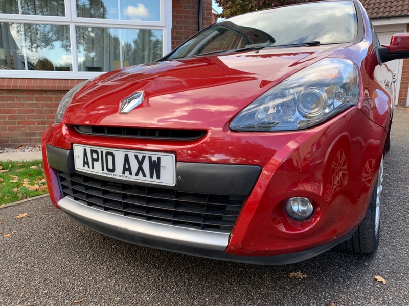 RENAULT CLIO