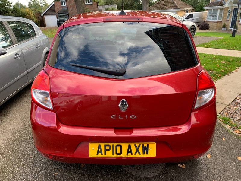RENAULT CLIO