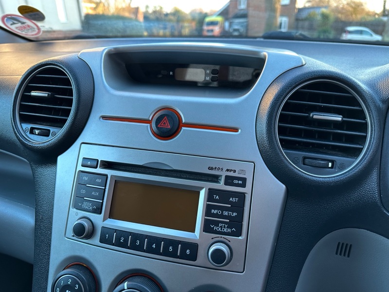 KIA CARENS