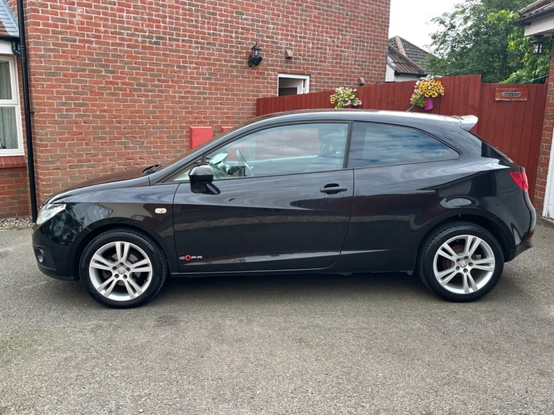 SEAT IBIZA