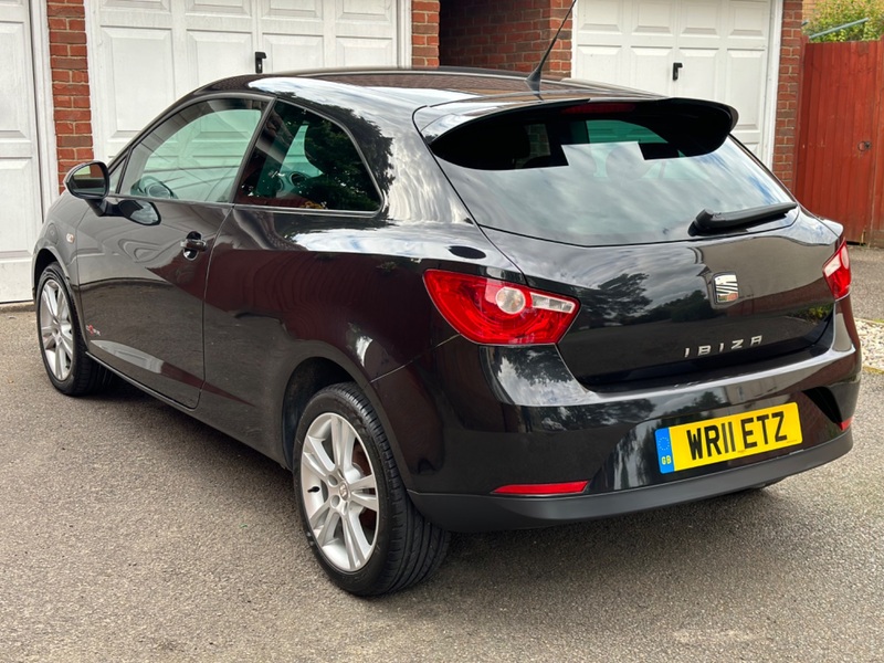 SEAT IBIZA